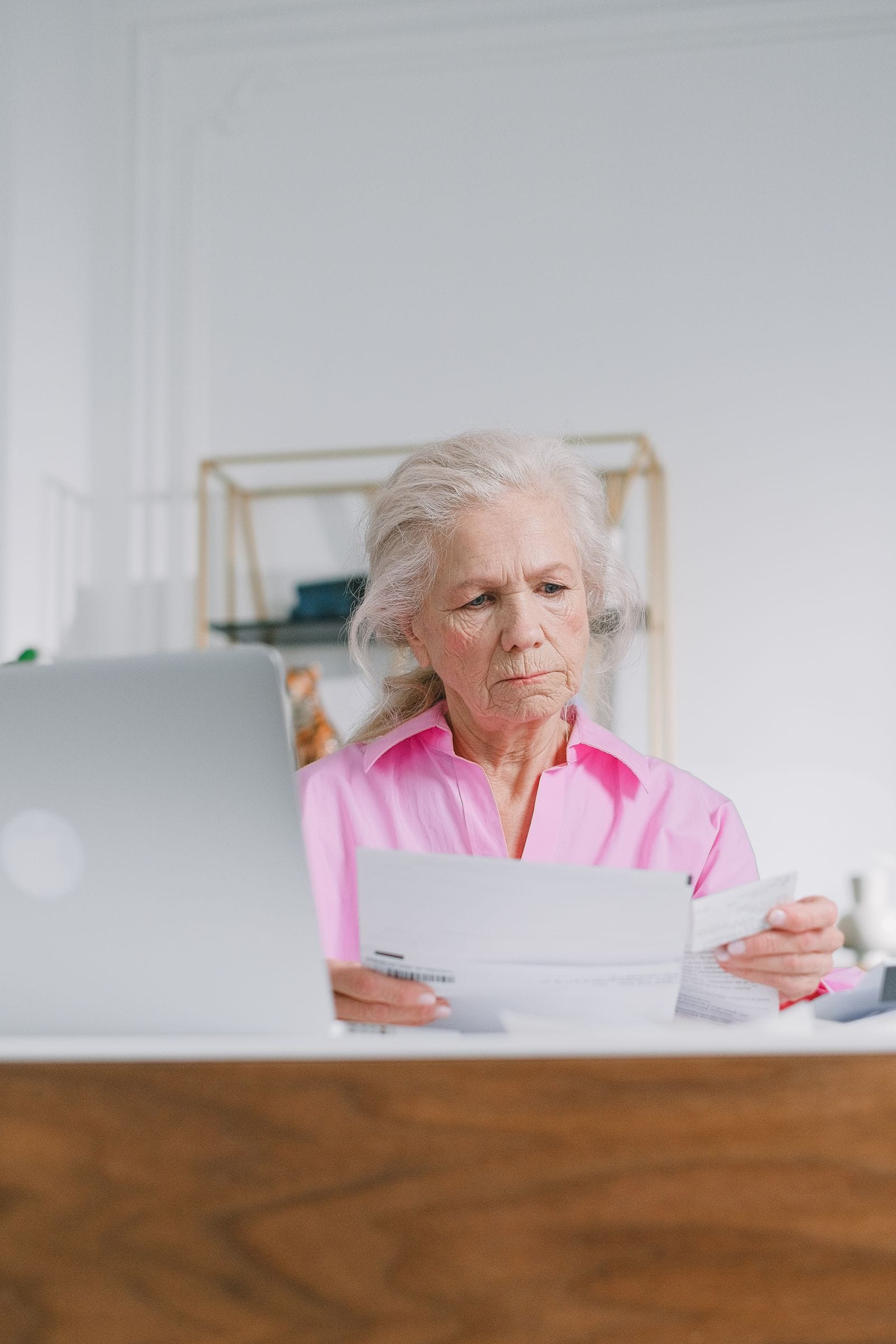 Medicare Advantage vs. Medigap: How to Compare Your Options